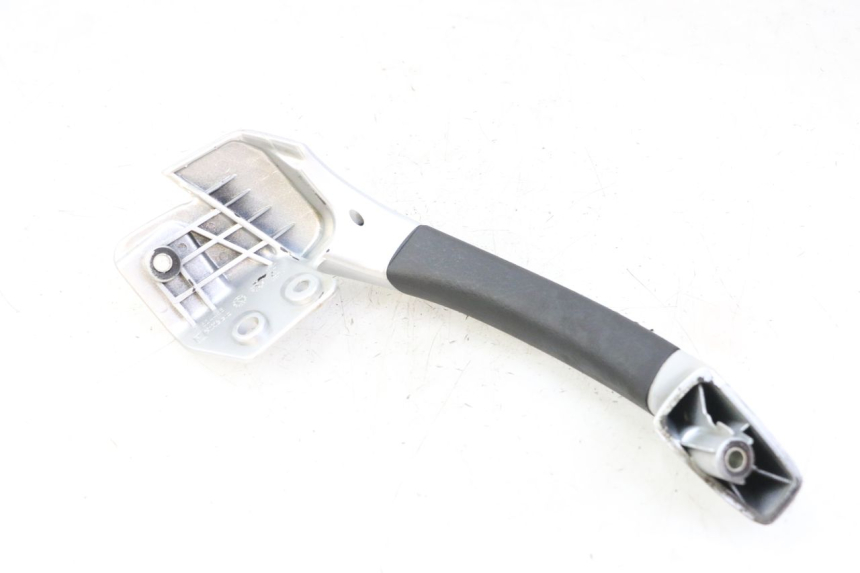 photo de MANIGLIA POSTERIORE DESTRA PIAGGIO MP3 LT 400 (2007 - 2012)