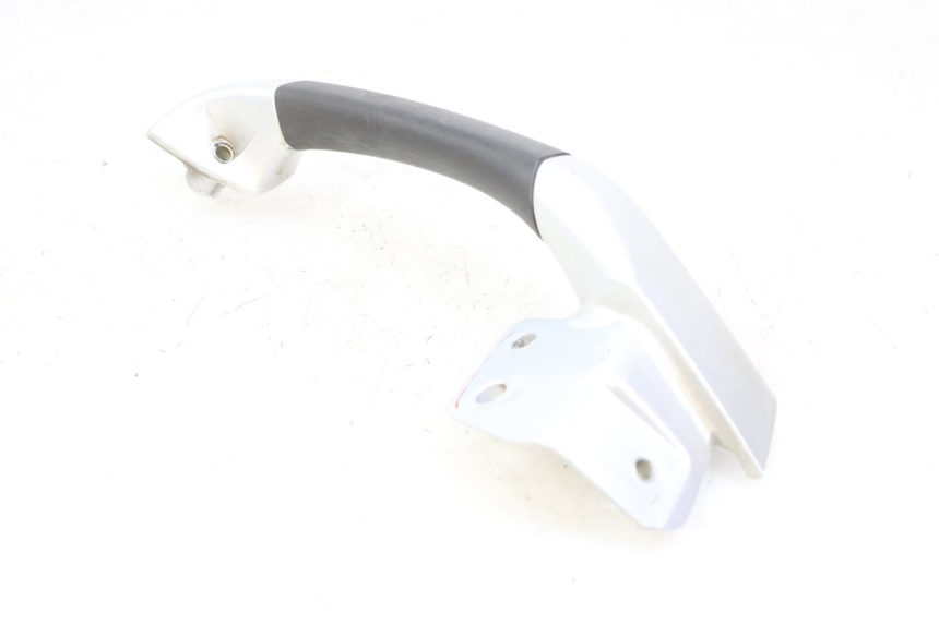 photo de MANIGLIA POSTERIORE DESTRA PIAGGIO MP3 LT 400 (2007 - 2012)