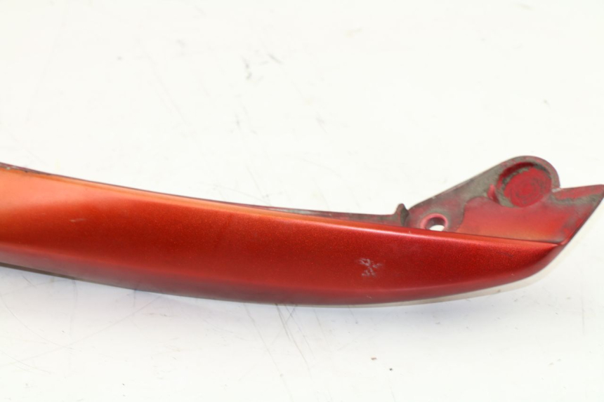 photo de MANIGLIA POSTERIORE DESTRA YAMAHA TRICITY 125 (2012 - 2016)