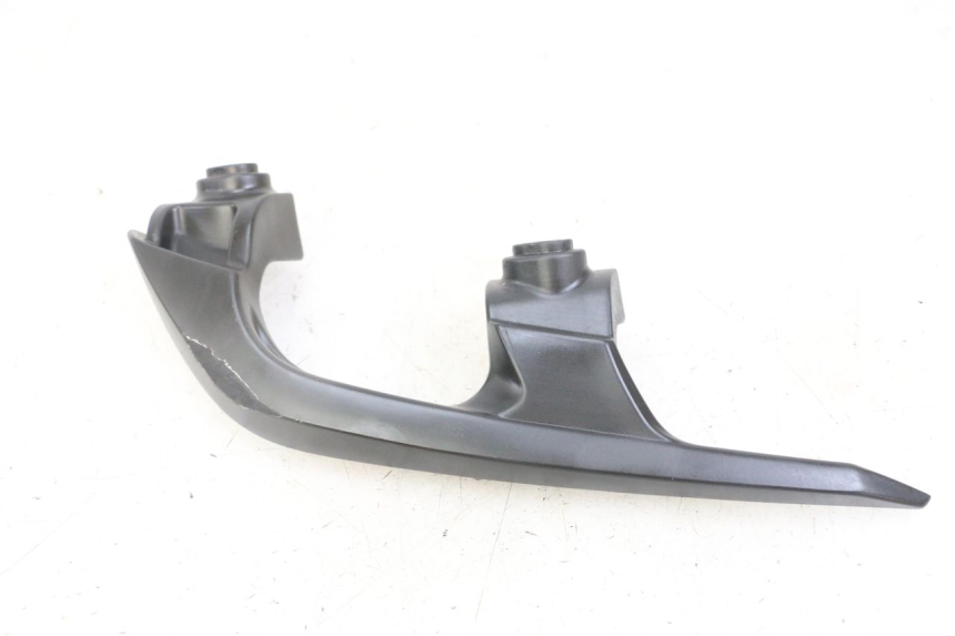 photo de MANIGLIA POSTERIORE DESTRA YAMAHA X-MAX XMAX 125 (2010 - 2014)
