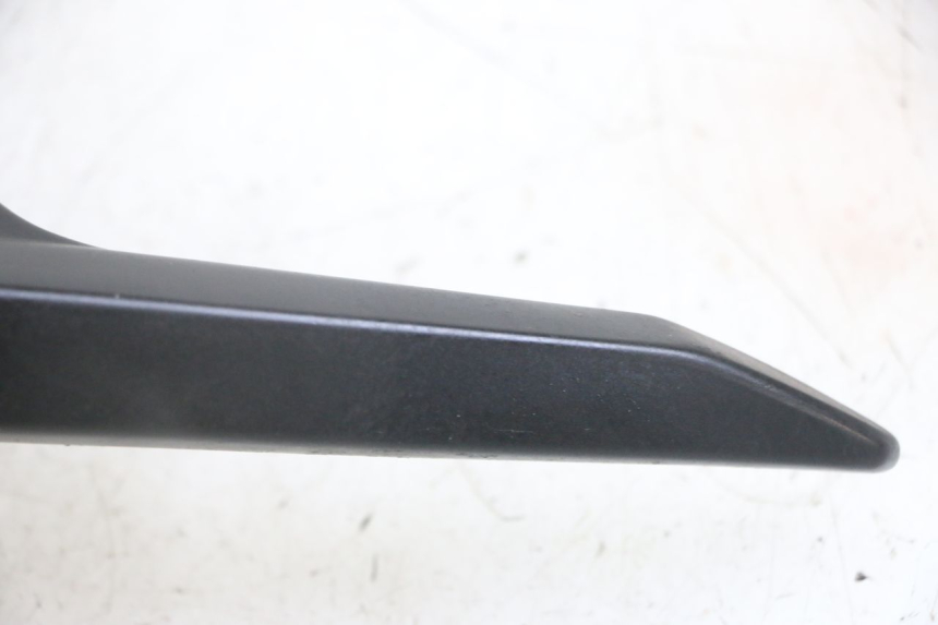 photo de MANIGLIA POSTERIORE DESTRA YAMAHA X-MAX XMAX 125 (2010 - 2014)