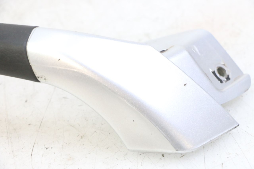 photo de MANIGLIONE SINISTRO PIAGGIO MP3 LT 300 (2010 - 2016)