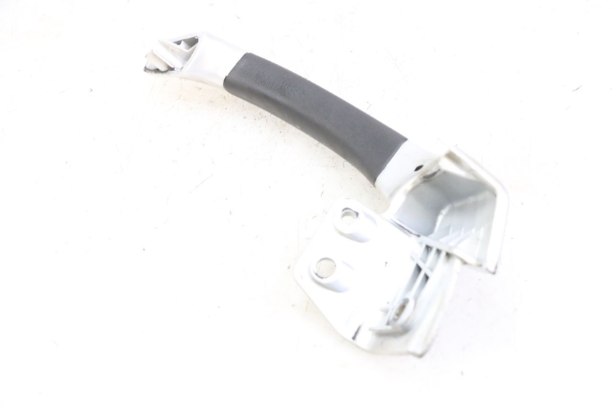 photo de MANIGLIONE SINISTRO PIAGGIO MP3 LT 300 (2010 - 2016)