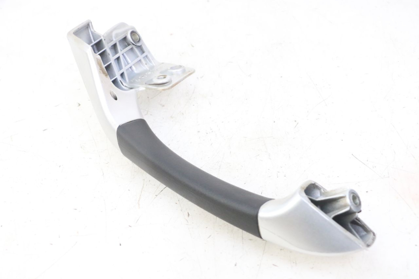 photo de MANIGLIA POSTERIORE SINISTRA PIAGGIO MP3 LT 300 (2010 - 2016)