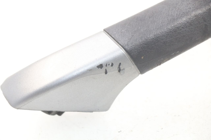 photo de MANIGLIONE SINISTRO PIAGGIO MP3 125 (2006 - 2014)