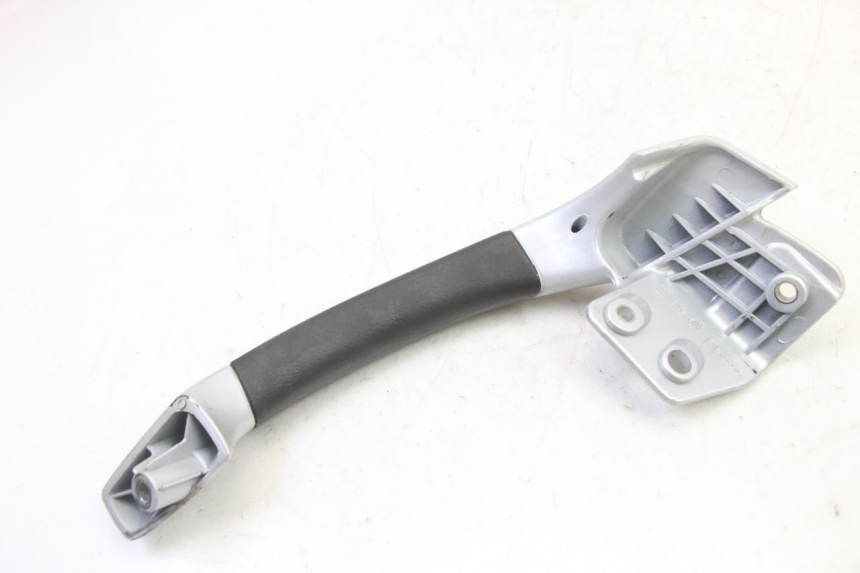 photo de MANIGLIA POSTERIORE SINISTRA PIAGGIO MP3 RL 250 (2007 - 2010)