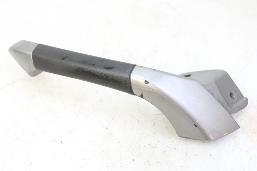 photo de MANIGLIONE SINISTRO PIAGGIO MP3 125 (2006 - 2014) - Altra vista dell'articolo