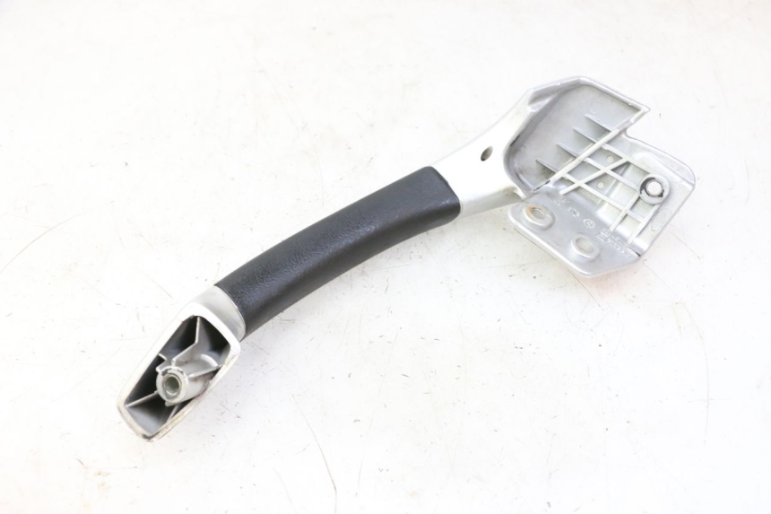 photo de MANIGLIA POSTERIORE SINISTRA PIAGGIO MP3 RL 250 (2007 - 2010)