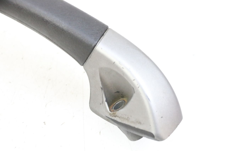 photo de MANIGLIONE SINISTRO PIAGGIO MP3 125 (2006 - 2014)