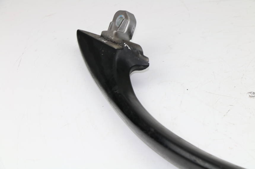 photo de MANOPOLE POSTERIORE SINISTRA SUZUKI AN BURGMAN 400 (1999 - 2005)