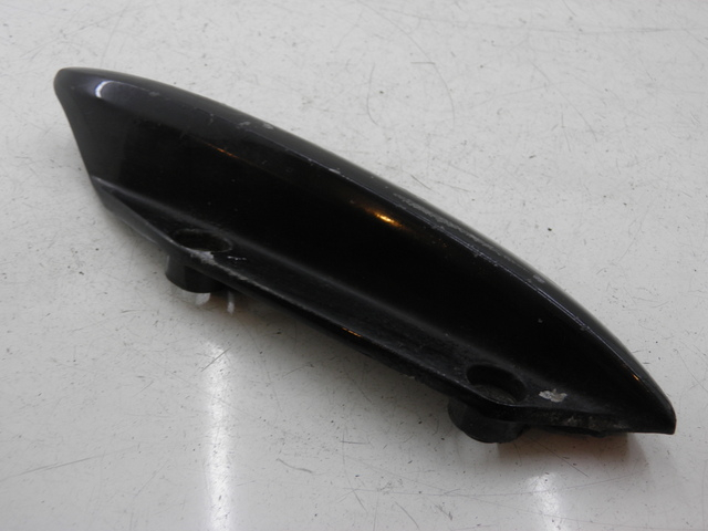 photo de MANIGLIA POSTERIORE SINISTRA SUZUKI UH BURGMAN 125 (2002 - 2006)