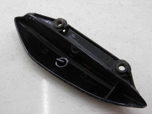photo de MANIGLIA POSTERIORE SINISTRA SUZUKI UH BURGMAN 125 (2002 - 2006)