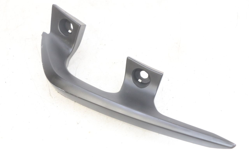 photo de MANIGLIA POSTERIORE SINISTRA YAMAHA X-MAX XMAX 125 (2010 - 2014)