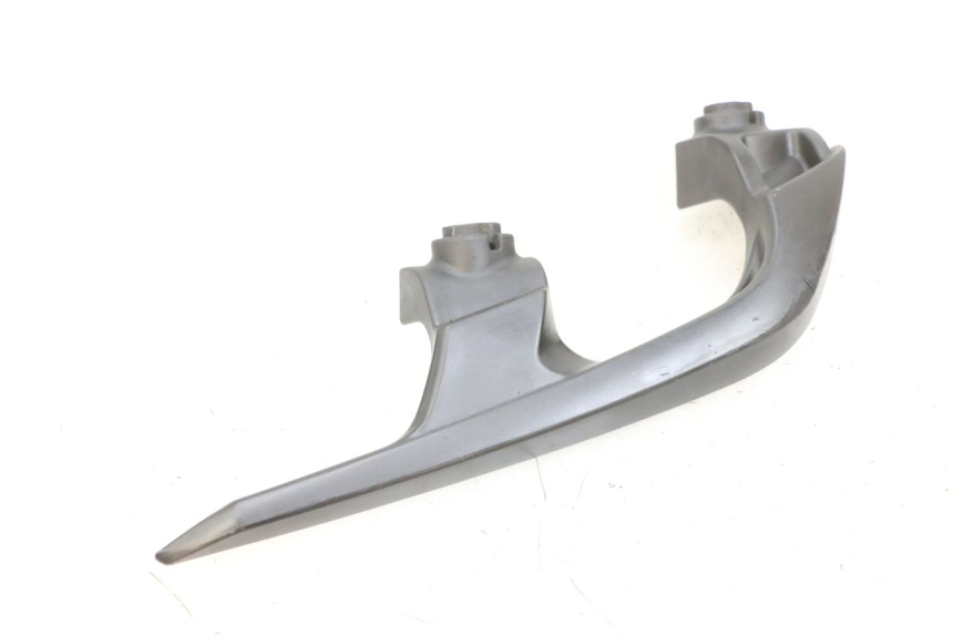 photo de MANIGLIA POSTERIORE SINISTRA YAMAHA X-MAX XMAX 125 (2010 - 2014) - Altra angolazione