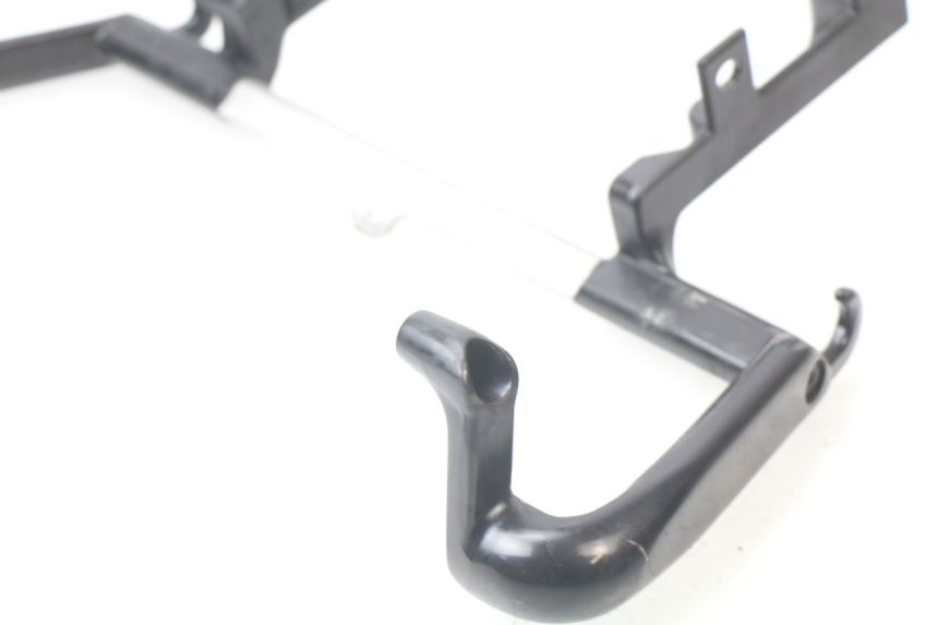 photo de MANOPOLE POSTERIORE KAWASAKI GTR 1000 (1994 - 2004)