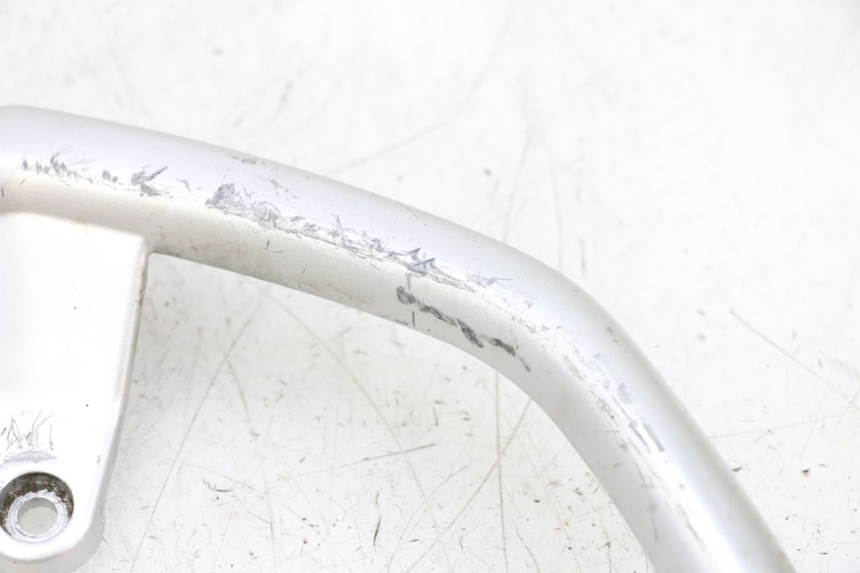 photo de MANIGLIA POSTERIORE PEUGEOT KISBEE 4T 50 (2018 - 2022) - Primo piano tecnico