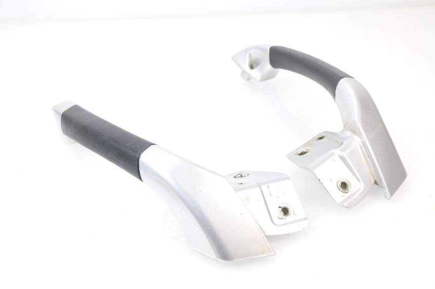 photo de MANIGLIA POSTERIORE PIAGGIO MP3 LT 400 (2007 - 2012)