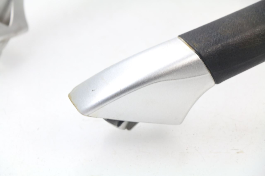 photo de MANIGLIA POSTERIORE PIAGGIO MP3 LT 400 (2007 - 2012)