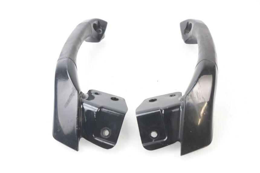 photo de MANIGLIA POSTERIORE PIAGGIO MP3 LT 400 (2007 - 2012)