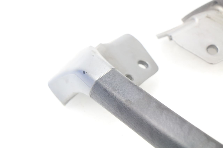 photo de MANIGLIA POSTERIORE PIAGGIO MP3 125 (2006 - 2014)