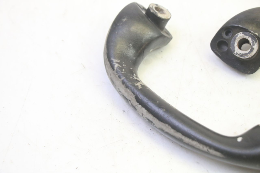 photo de MANIGLIA POSTERIORE YAMAHA NEOS NEO'S 4T 50 (2008 - 2016) - Stato della superficie e materiale