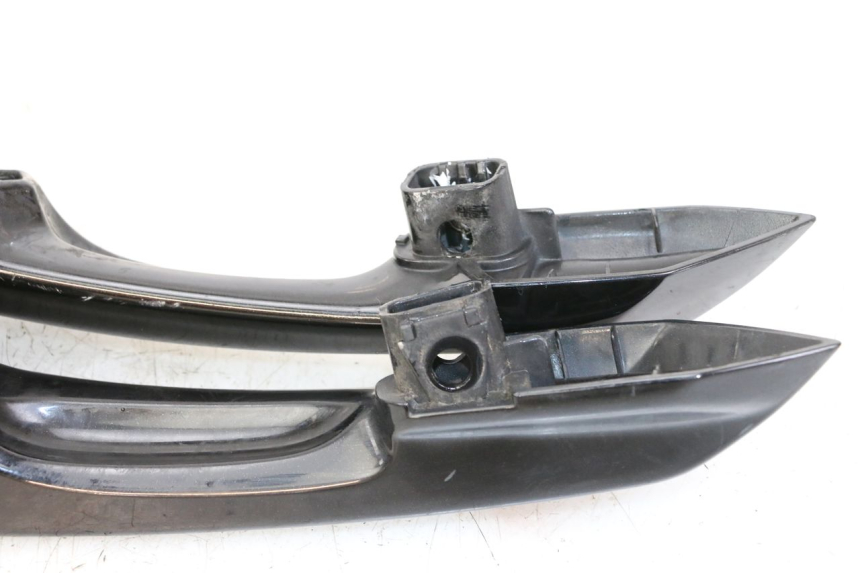 photo de MANIGLIONE PEUGEOT SATELIS 125 (2013 - 2018)