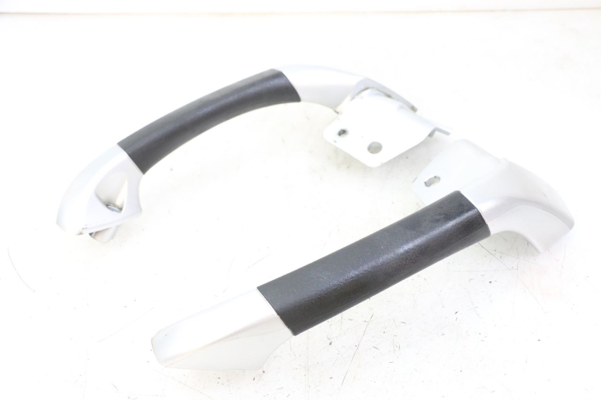 photo de MANIGLIA POSTERIORE PIAGGIO MP3 LT 400 (2007 - 2012)
