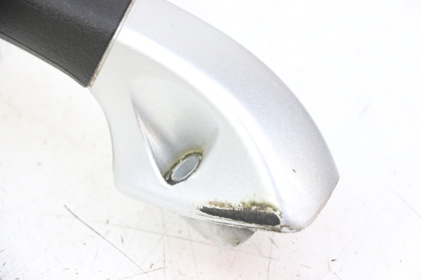 photo de MANIGLIA POSTERIORE PIAGGIO MP3 LT 400 (2007 - 2012)