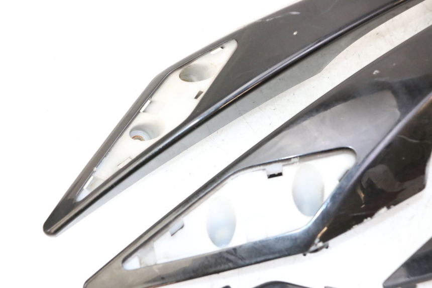 photo de MANIGLIA POSTERIORE PEUGEOT SATELIS 125 (2010 - 2012)