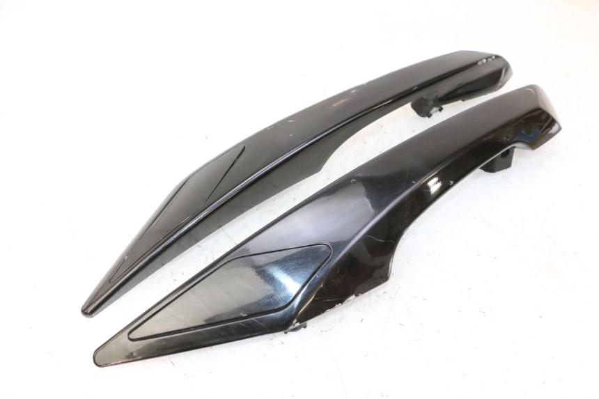 photo de MANIGLIA POSTERIORE PEUGEOT SATELIS 125 (2010 - 2012)