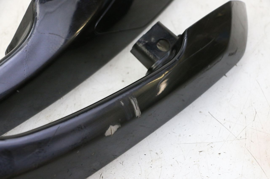 photo de MANIGLIA POSTERIORE PEUGEOT SATELIS 125 (2010 - 2012)