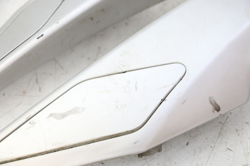 photo de MANIGLIA POSTERIORE PEUGEOT SATELIS 125 (2006 - 2009)