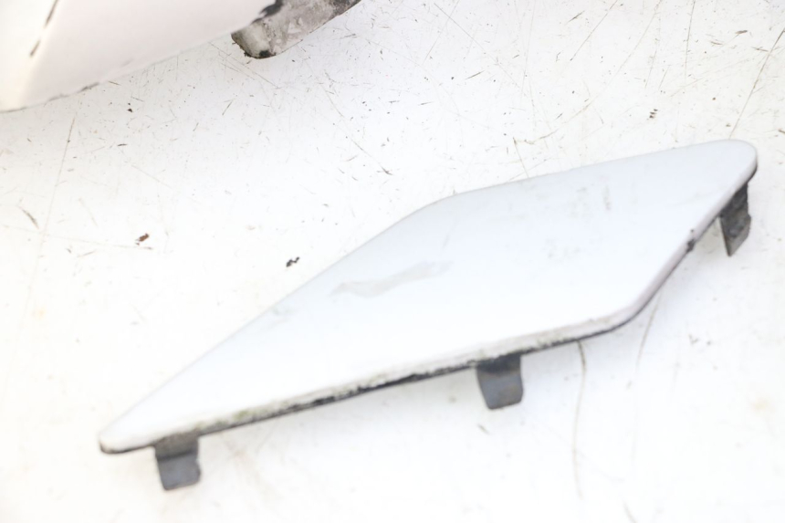 photo de MANIGLIA POSTERIORE PEUGEOT SATELIS 125 (2006 - 2009)