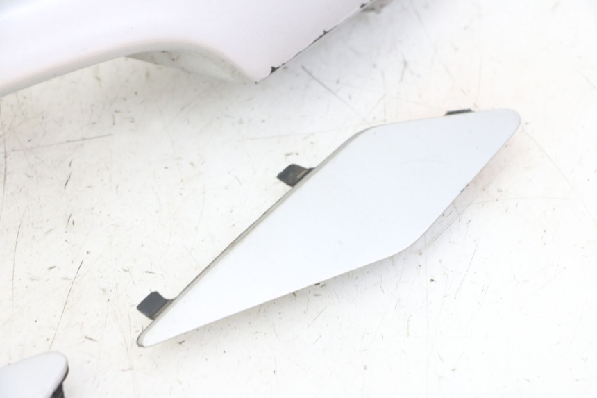 photo de MANIGLIA POSTERIORE PEUGEOT SATELIS 125 (2006 - 2009)