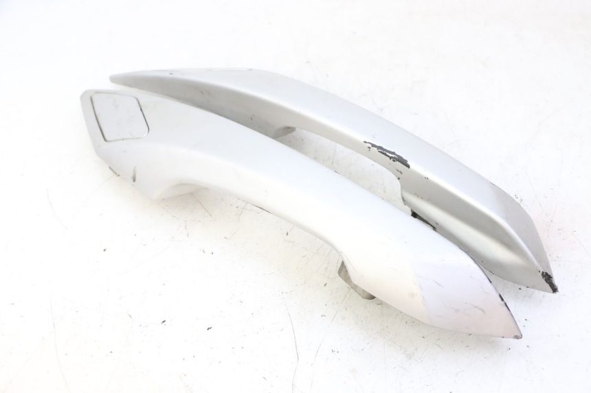 photo de MANIGLIA POSTERIORE PEUGEOT SATELIS 125 (2006 - 2009)