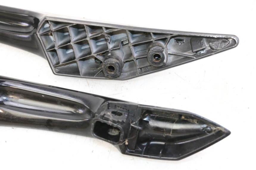 photo de MANIGLIONE PEUGEOT SATELIS 125 (2013 - 2018)