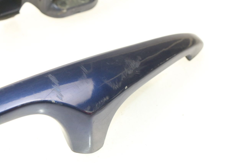 photo de MANIGLIA POSTERIORE SUZUKI BURGMAN 650 (2002 - 2004)