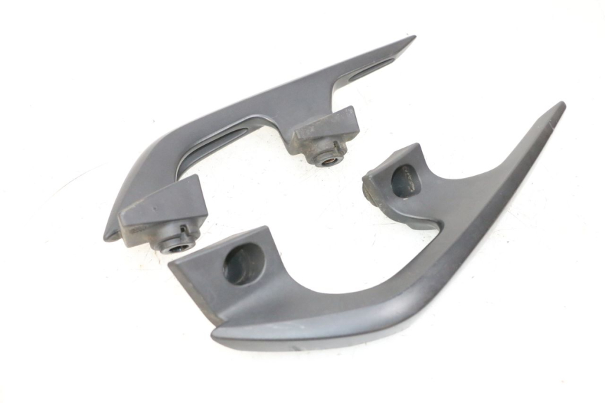 photo de MANIGLIA POSTERIORE YAMAHA X-MAX XMAX 125 (2010 - 2013) - Vista principale