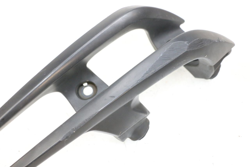 photo de MANIGLIA POSTERIORE YAMAHA X-MAX XMAX 125 (2010 - 2013) - Vista d'insieme del prodotto