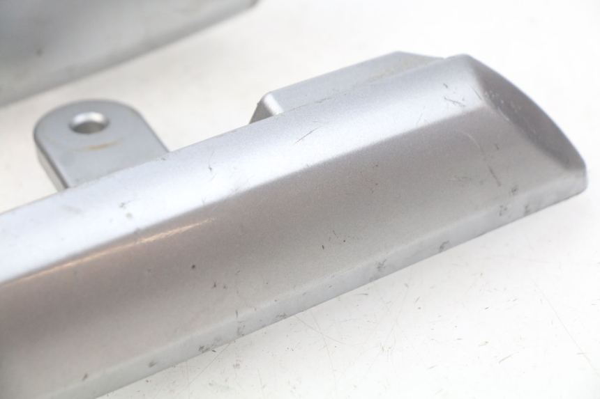 photo de MANIGLIA POSTERIORE TGB X-MOTION XMOTION 125 (2008 - 2014) - Primo piano tecnico