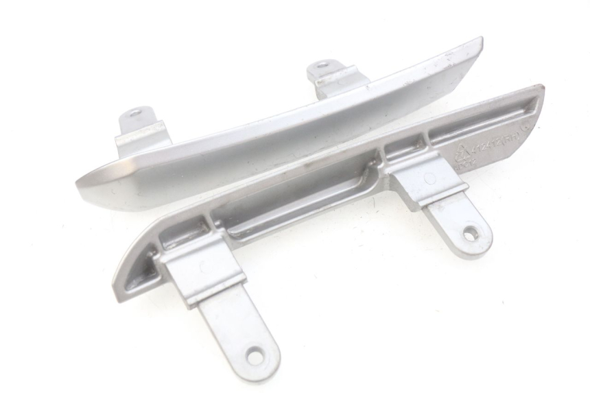 photo de MANIGLIA POSTERIORE TGB X-MOTION XMOTION 125 (2008 - 2014) - Vista d'insieme del prodotto