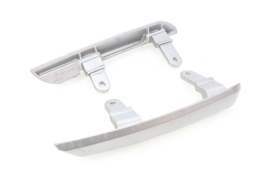 photo de MANIGLIA POSTERIORE TGB X-MOTION XMOTION 125 (2008 - 2014) - Dettagli dei punti di fissaggio