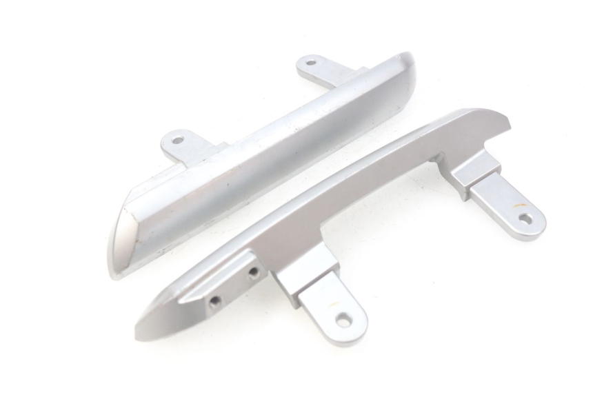 photo de MANIGLIA POSTERIORE TGB X-MOTION XMOTION 125 (2008 - 2014) - Stato della superficie e materiale