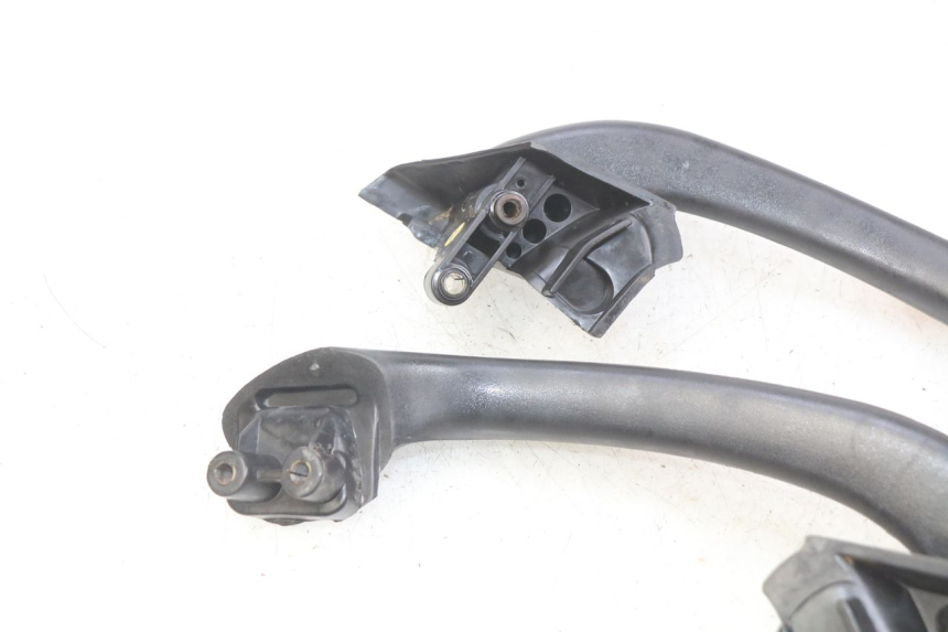 photo de MANIGLIA POSTERIORE PIAGGIO X9 EVOLUTION 125 (2003 - 2007)
