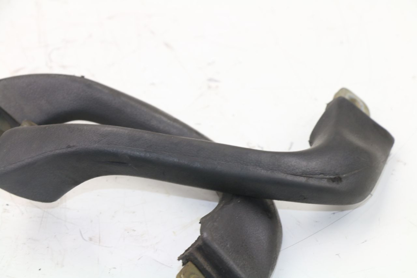 photo de MANIGLIA POSTERIORE YAMAHA XJN DIVERSION 600 (2000 - 2003)