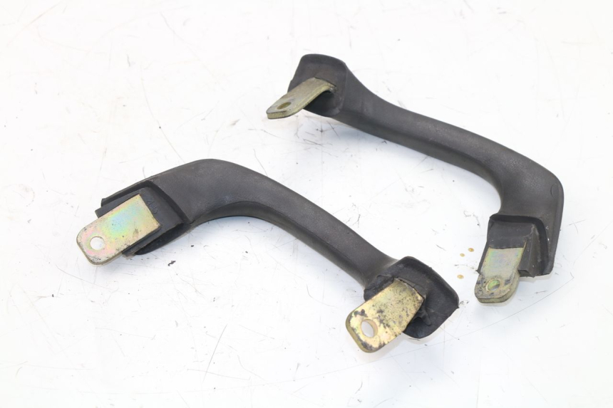 photo de MANIGLIA POSTERIORE YAMAHA XJN DIVERSION 600 (2000 - 2003)