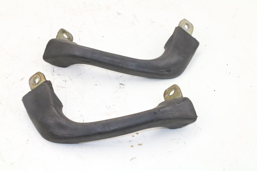 photo de MANIGLIA POSTERIORE YAMAHA XJN DIVERSION 600 (2000 - 2003)