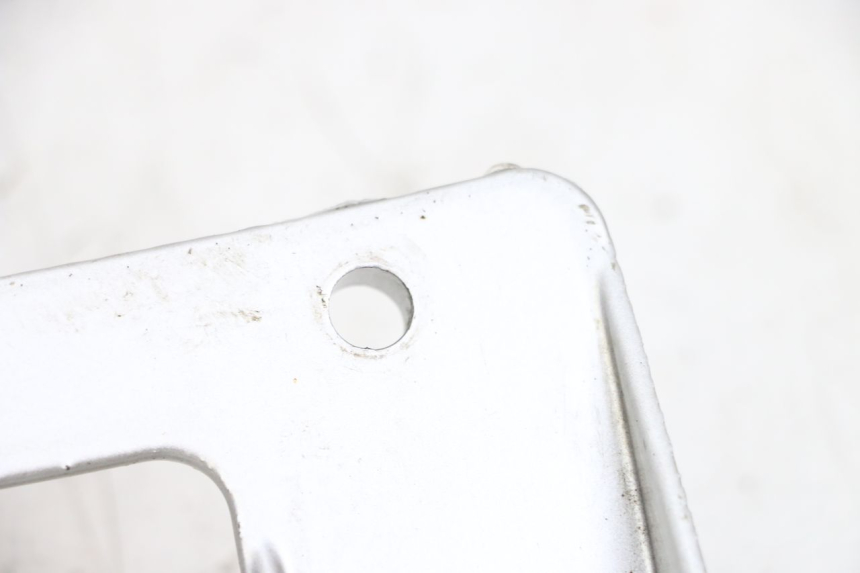 photo de MANIGLIA POSTERIORE YAMAHA YP MAJESTY 125 (2002 - 2006) - Dettaglio del componente