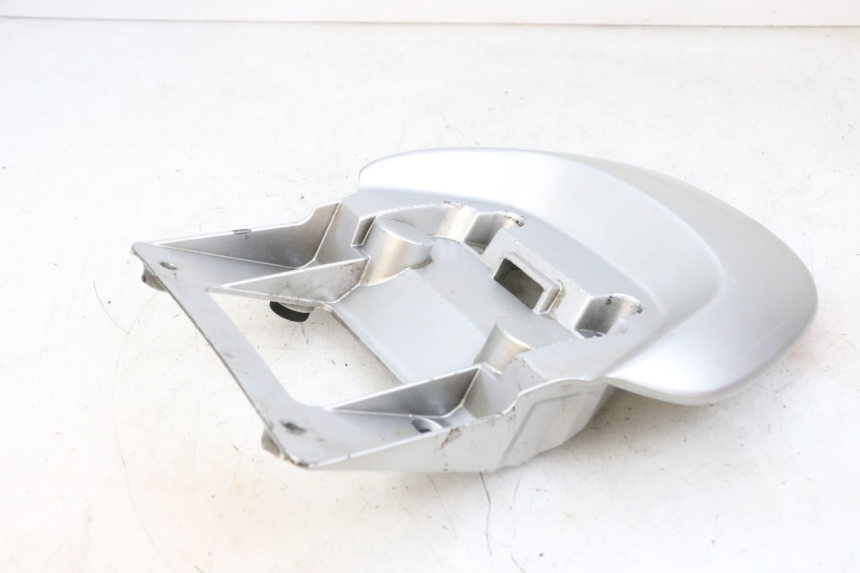 photo de MANIGLIA POSTERIORE YAMAHA YP MAJESTY 125 (2002 - 2006) - Stato della superficie e materiale