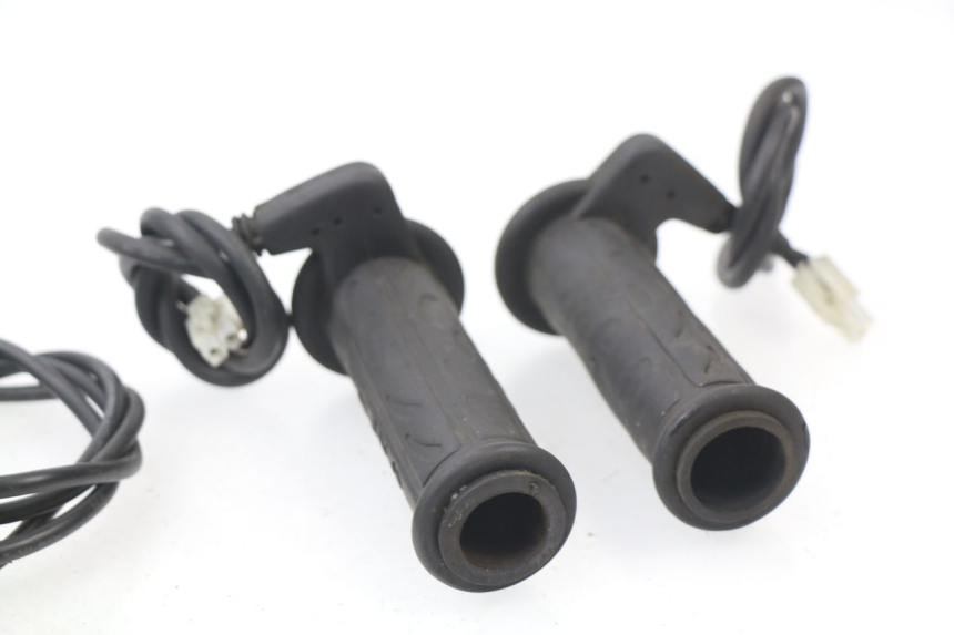 photo de Manopola del manubrio PIAGGIO MP3 LT 400 (2007 - 2012)